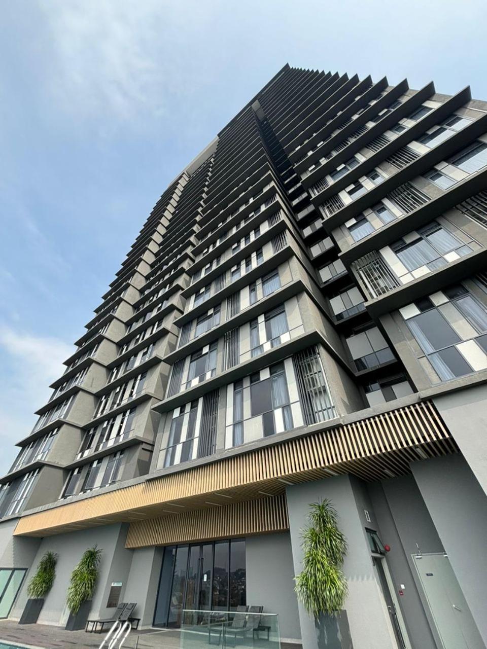 Aparthotel Societe By Bamboo Hospitality Kuala Lumpur Esterno foto