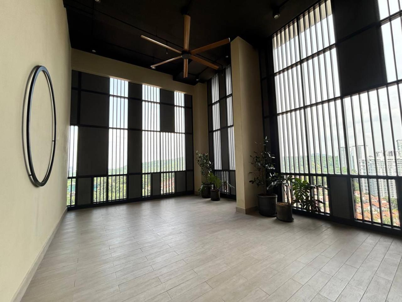 Aparthotel Societe By Bamboo Hospitality Kuala Lumpur Esterno foto