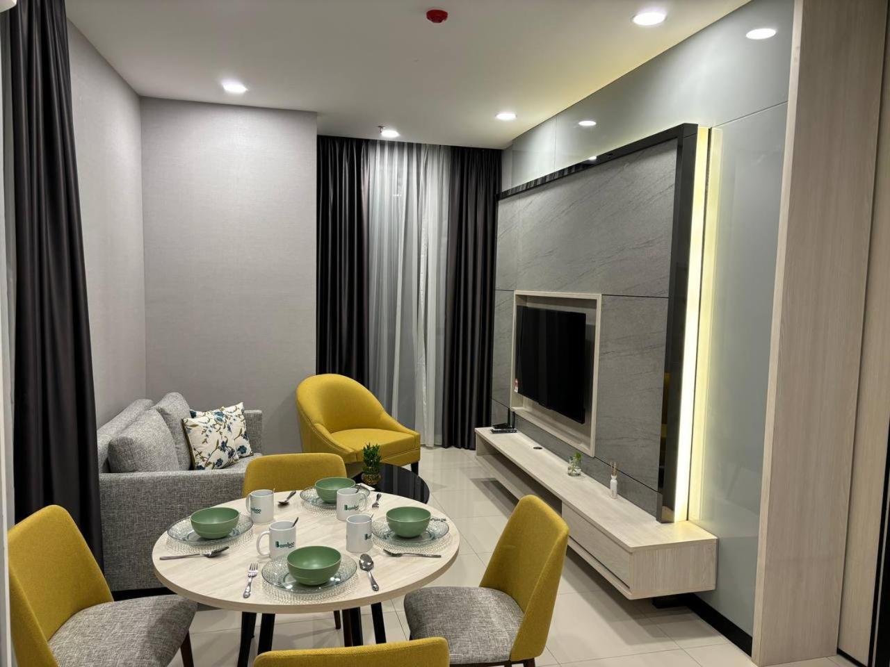 Aparthotel Societe By Bamboo Hospitality Kuala Lumpur Esterno foto