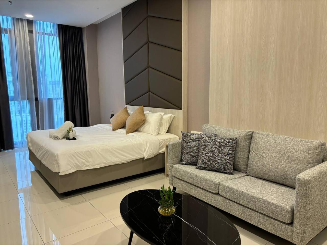 Aparthotel Societe By Bamboo Hospitality Kuala Lumpur Esterno foto